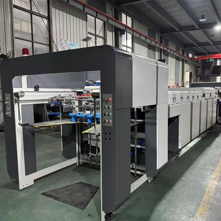 Mesin Varnis Minyak UV Kertas Nipis Tebal Automatik